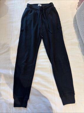 Aritzia Sunday Best Black Sweatpants with Drawstring Waist